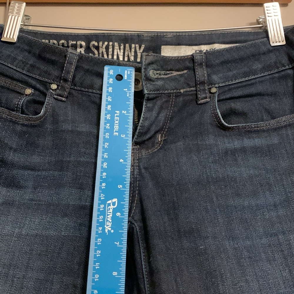 DKNY Mercer Slim Boot Women’s Dark Skinny Denim Jeans Size 2 Five Pocket - Picture 3 of 5